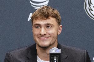 开云-大将军：弗拉格在独行侠能拿20+10 若在马刺会被和邓肯比较