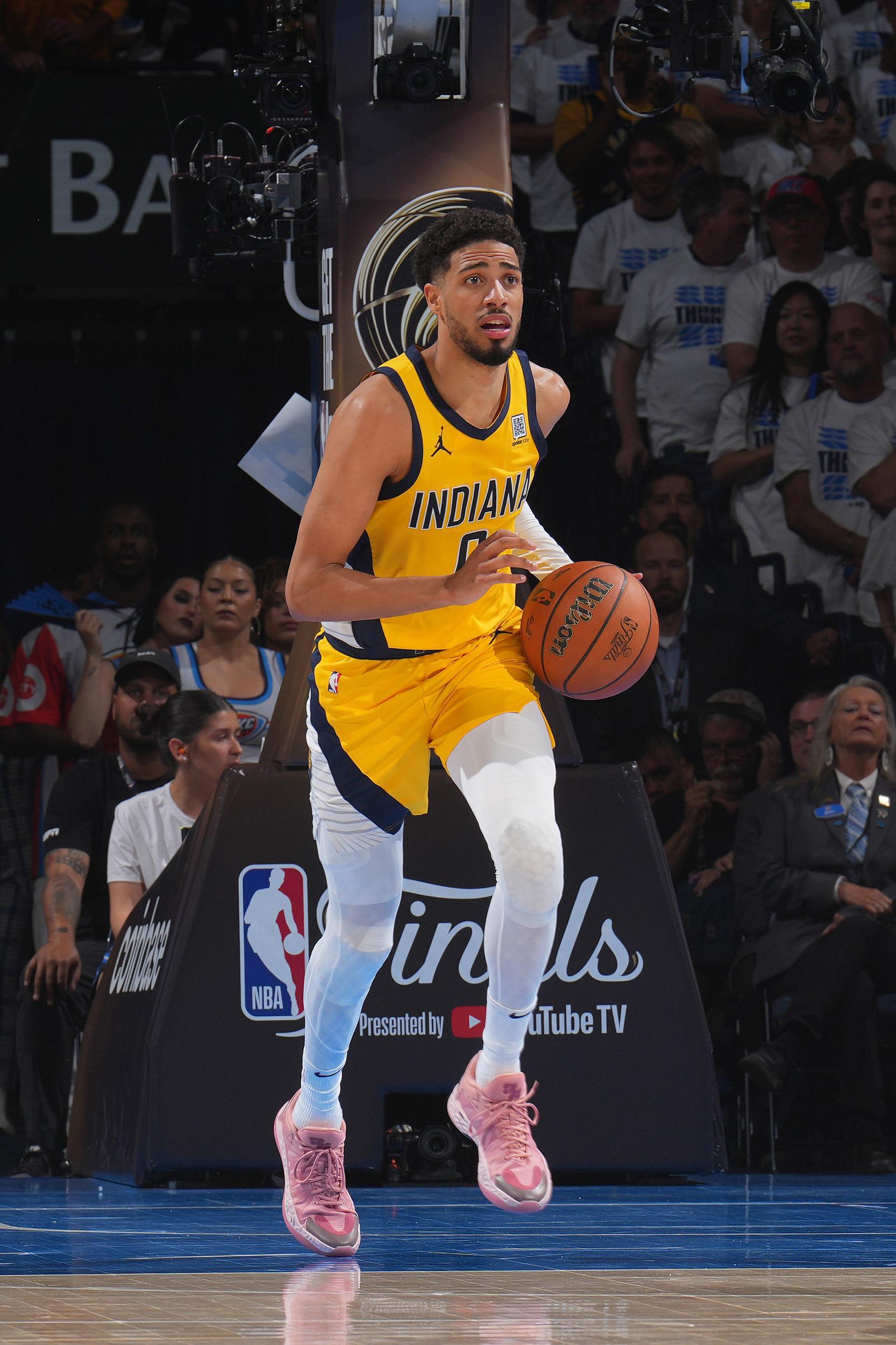 怎么了？哈利伯顿季后赛前三轮助失比5.03，总决赛暴跌至1.8