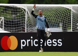 开云体育APP-罗马诺：西汉姆引进博塔弗戈门将维克托即将HWG，转会费1000万欧