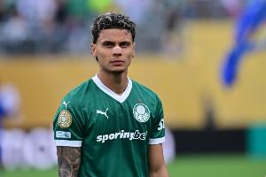 开云体育官网-罗马诺：本菲卡总监将赴巴西谈里奥斯转会 罗马未匹配3千万欧要价