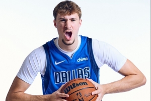 开云体育网址-马特-巴恩斯：东契奇交易后 联盟就有安排独行侠得状元签选弗拉格