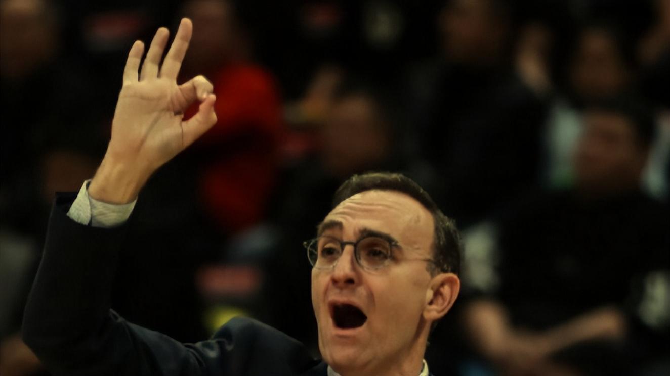 开云体育官网-恭喜辽篮单场得分首过百+12人全登场，大胜四川52分止住4连败颓势